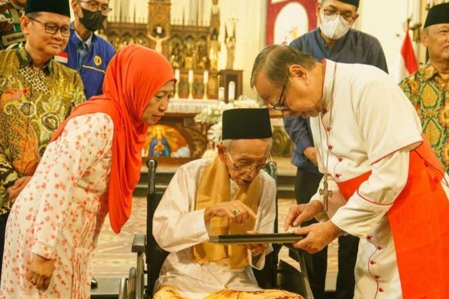 Pertemuan Uskup dan Ulama di Katedral