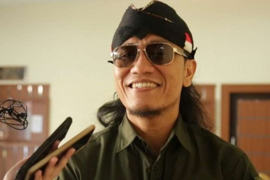 Jalan Tengah untuk Kerukunan Beragama: Refleksi atas Fenomena Pembangunan Pesantren dan Gereja